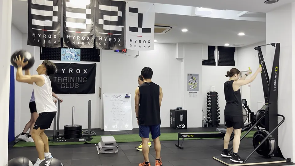 BRC溝の口のHYROX専用器具が揃ったトレーニングスペース